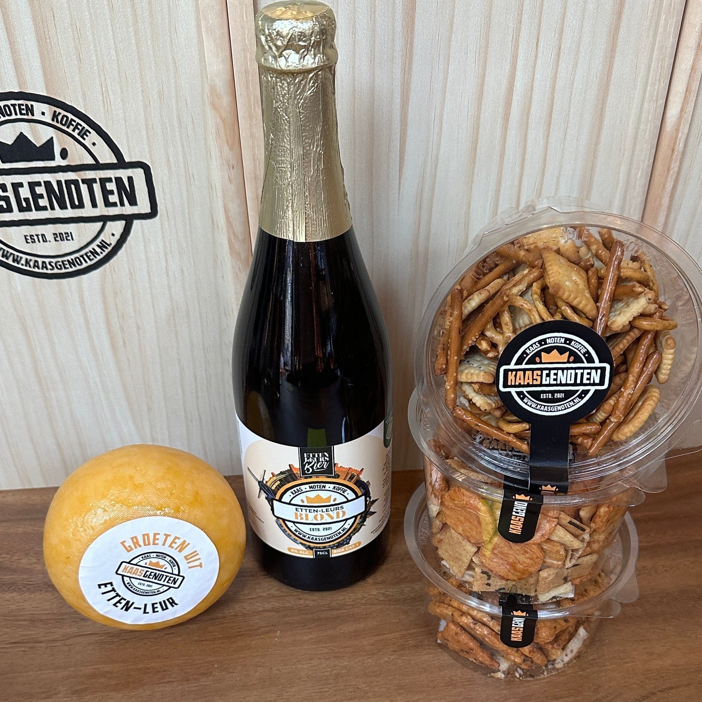 Bier pakket met pondje kaas Blond