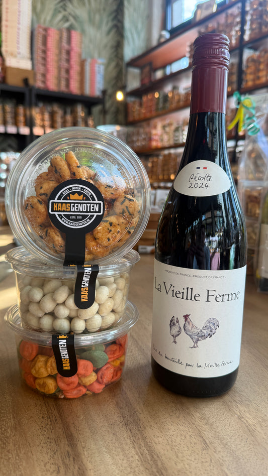 Cadeauverpakking la vieille ferme rood  met nootjes/zoutjes