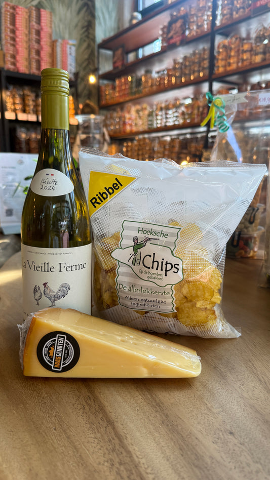 Cadeauverpakking la vieille ferme wit, kaas en chips
