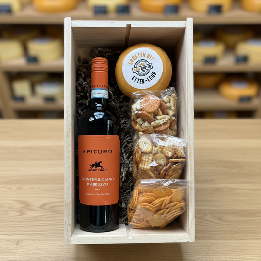 Houten Wijnkist met Montepulciano, Kaas & Nootjes
