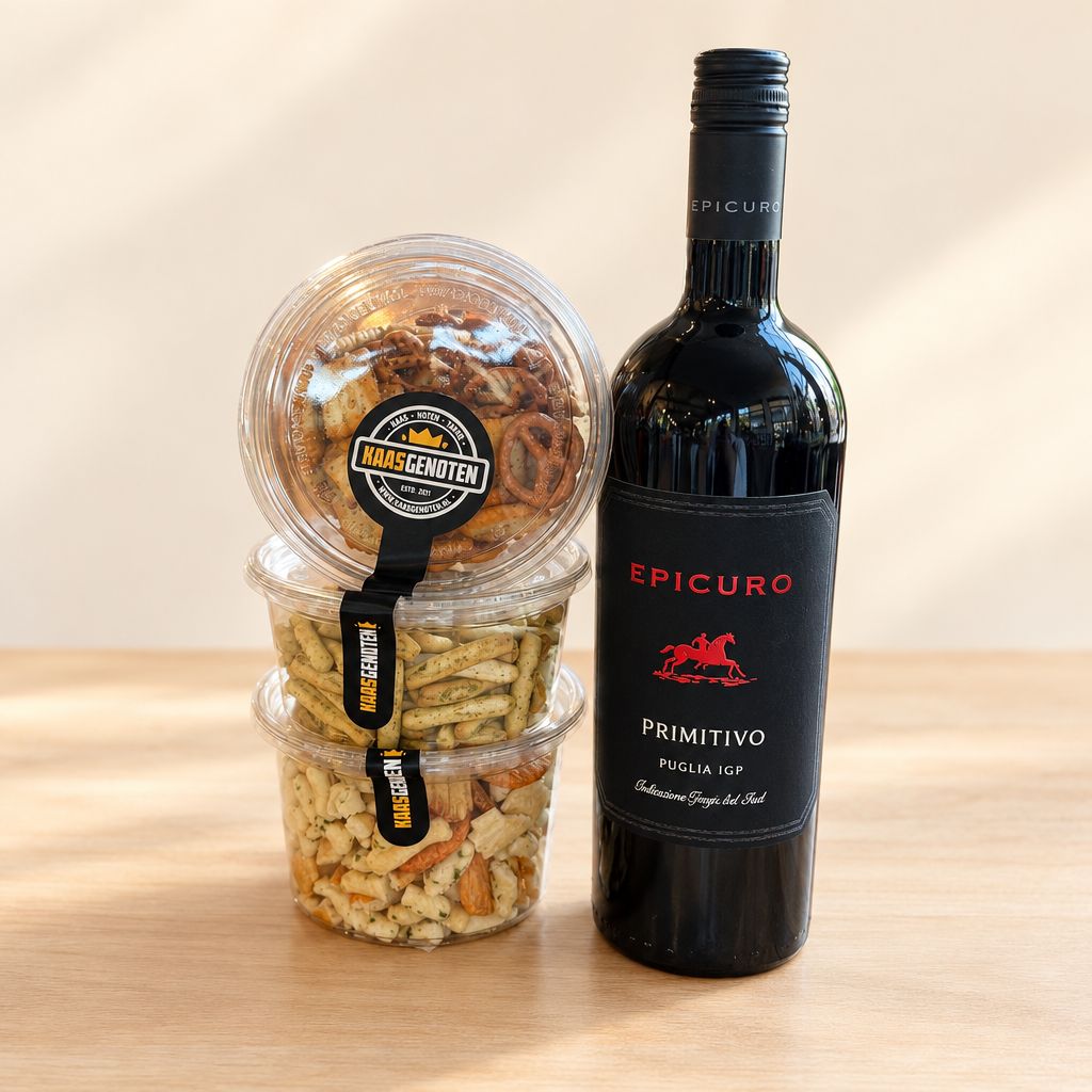 Cadeauverpakking Epicuro Primitivo met Nootjes op een lichte rustige achtergrond