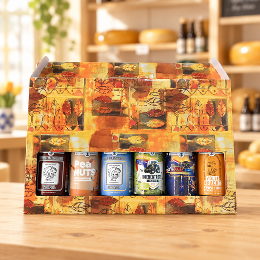 T Meuleneind cadeauverpakking bier 6x op een lichte houten toonbank